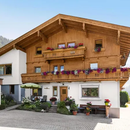 Ratgebgut By Interhome Zell am See